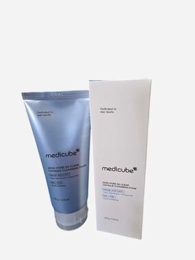 Medicube Zero Pore SA Clear Capsule Cleansing Foam - Blue